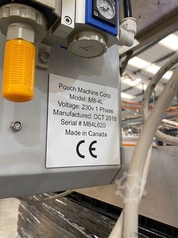 Schrägförderer, Waage, 4 Schaufeln Pouch Machine Corp M8 4L