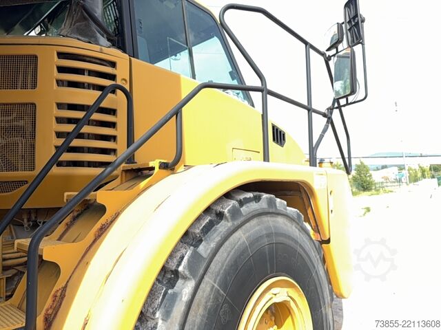Leddet dumper Caterpillar 740