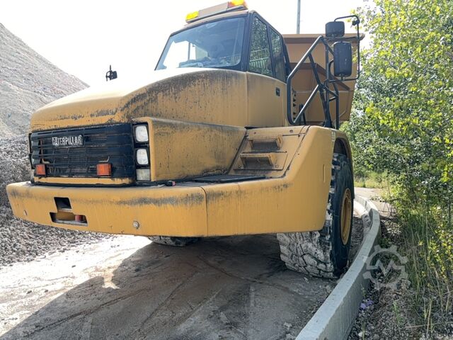 Leddet dumper Caterpillar 740