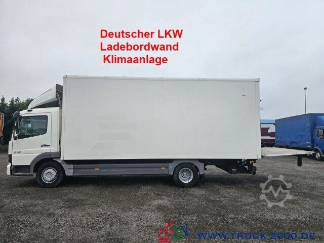 Vrachtwagen met bakwagen Mercedes-Benz Atego 818 Klima + Ladebordwand BÄR 1.000 Kg