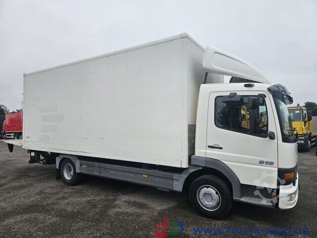 Vrachtwagen met bakwagen Mercedes-Benz Atego 818 Klima + Ladebordwand BÄR 1.000 Kg