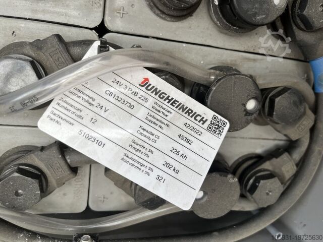 Fodgængerstabler Jungheinrich EJC216