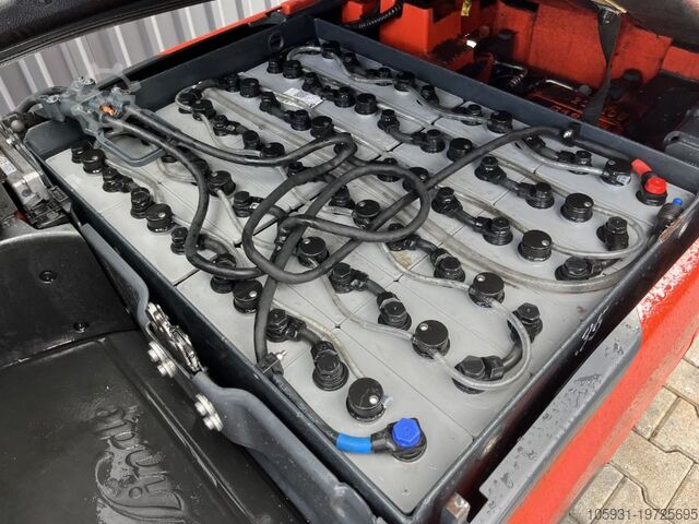 Elektrikli 4 tekerlekli forklift Linde E16P-02