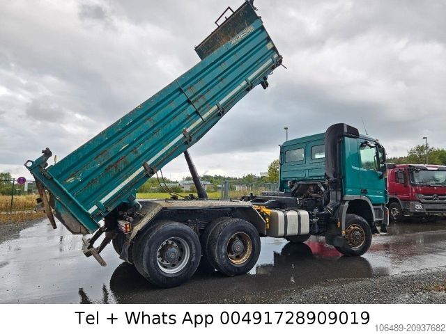 Τρίπλευρο ανατρεπόμενο φορτηγό MERCEDES-BENZ 3346 k 6X6   Blatt / Blatt