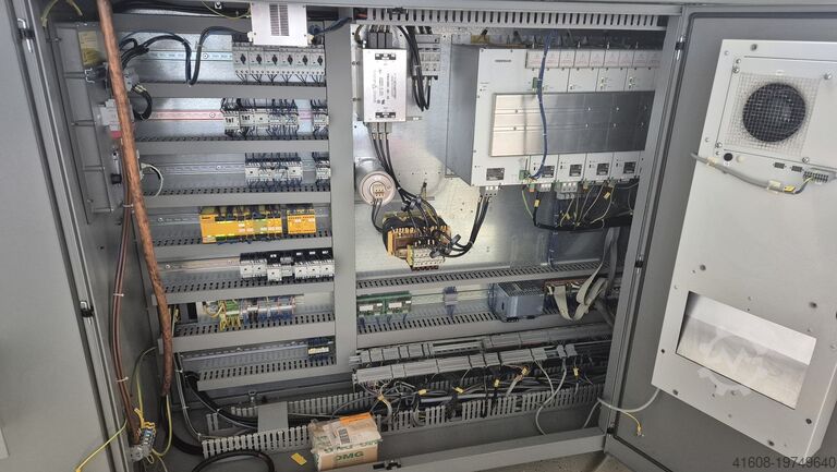 Centru de prelucrare CNC universal DECKEL- MAHO DMG DMU 100 mono BLOCK