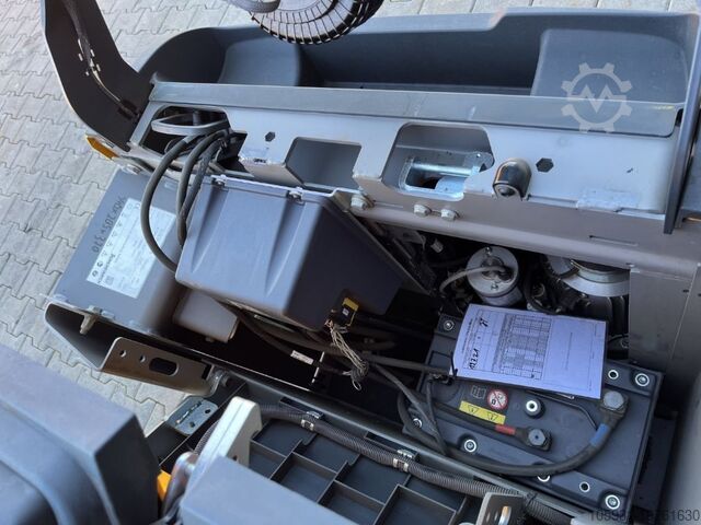 Niederhubkommissionierer Jungheinrich ECE220