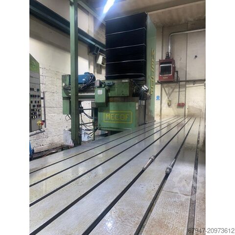 Mecof CNC sängfräsmaskin MECOF BED MILL