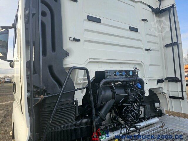 Abrollcontainer MAN TGX 18.440 XXL 2Betten Retarder 1.Hd Kühlschrank