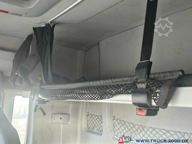 Abrollcontainer MAN TGX 18.440 XXL 2Betten Retarder 1.Hd Kühlschrank