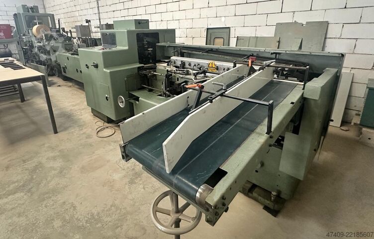 Boekbindmachine Kolbus BF 522 Case Making Line