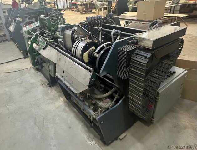 Boekbindmachine Kolbus BF 522 Case Making Line