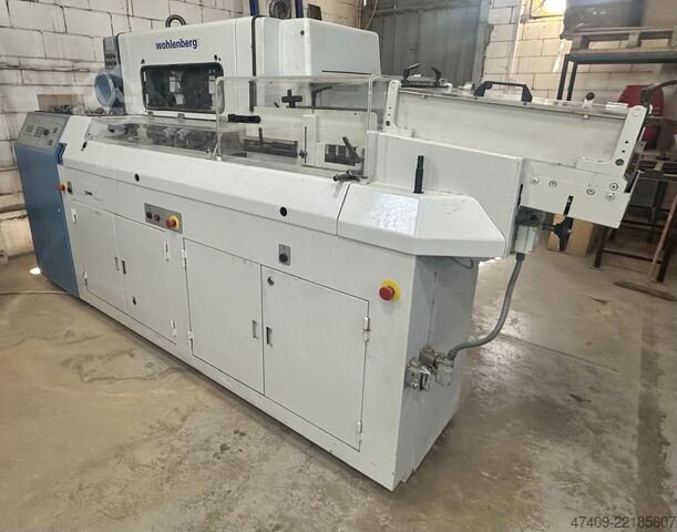 Boekbindmachine Kolbus BF 522 Case Making Line