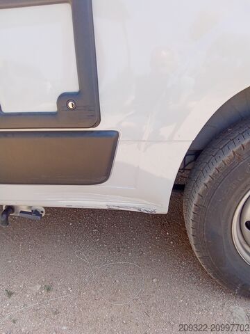 Rulotă/autocaravană Fiat Weinsberg Carabus 600 K | 4 Posti Letto | Completamente Attrezzato