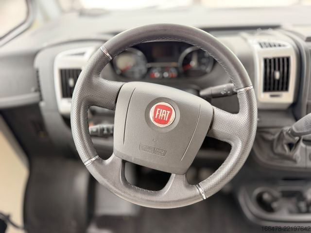 Integrovaný obytný vůz CARADO I 447 *Einzelbetten-Hubbett-Automatik*