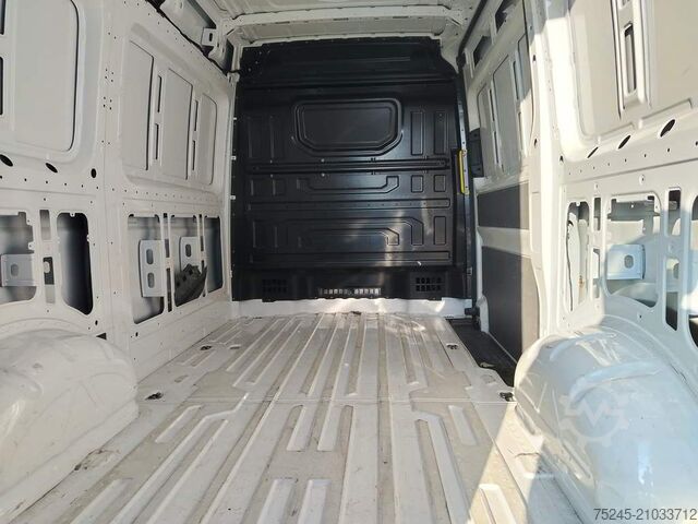  VOLKSWAGEN CRAFTER 30 2.0 TDI 140 PMTA