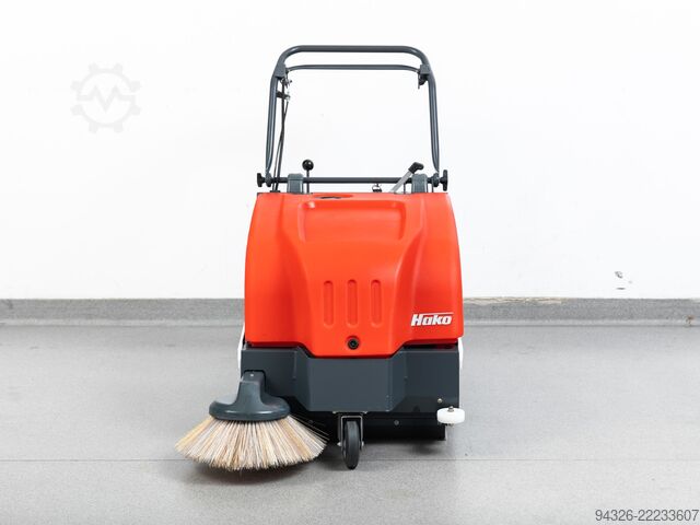 Hako Sweepmaster B650 με νέα μπαταρία Hako Sweepmaster B650 - 2018y - NEW BATTERY