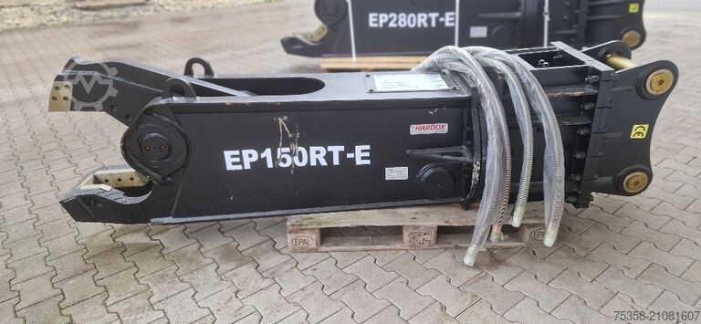 Scrap shear for excavators from 20 tons.  