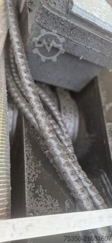 Scrap shear for excavators from 20 tons.  