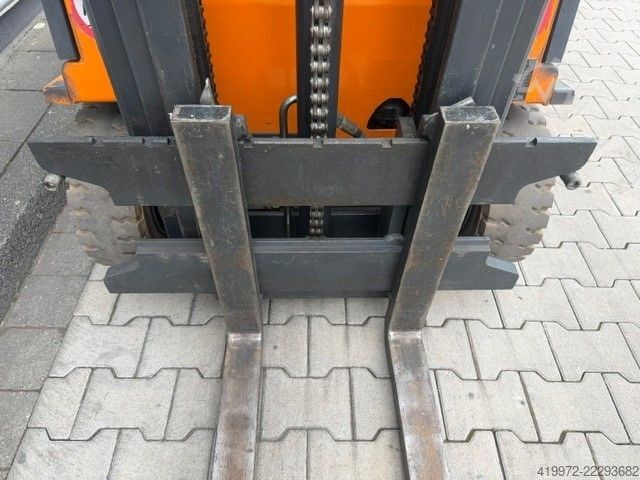 Elektrikli 3 tekerlekli forklift Still R50-15