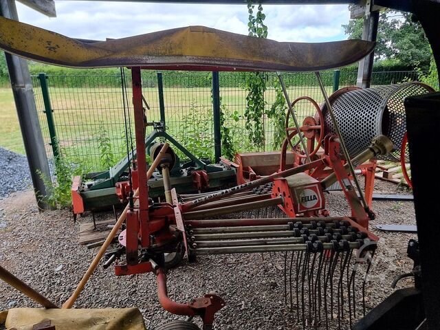 Mașină de cosit FELLA TS286DS