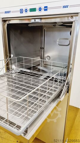Geschirrspülmaschine Gastro R-Line mit Unterbau