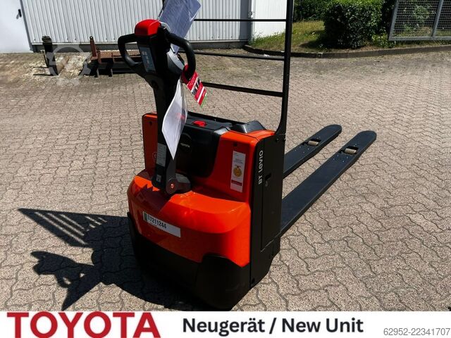Ručni paletni viljuškar Toyota LWE 200 / neu!