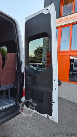 Minibus MERCEDES-BENZ 10 Sprinter Lord Light 22 Sitzer Vorlauffahrzeug