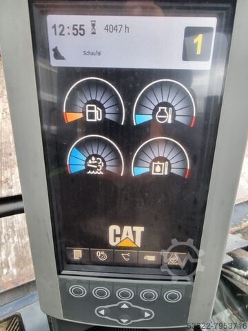 Mobile excavator Caterpillar - Only 4000 hrs! Caterpillar M313D