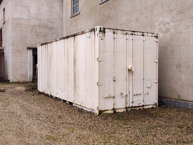 Θερμαντήρας νερού σε κοντέινερ  