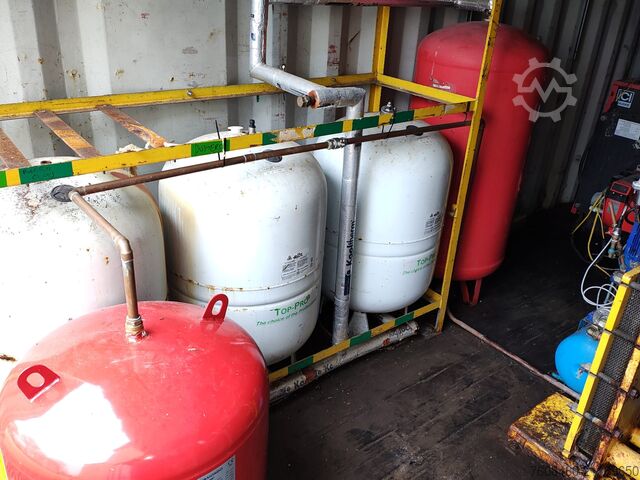 Θερμαντήρας νερού σε κοντέινερ  