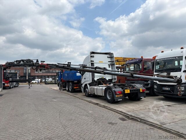 Camión grúa DAF CF530 + FASSI F 820 RA 6X EXT.  +  JIB 6X EXT. ...