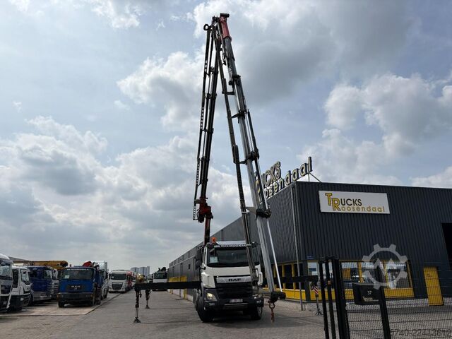 Camión grúa DAF CF530 + FASSI F 820 RA 6X EXT.  +  JIB 6X EXT. ...