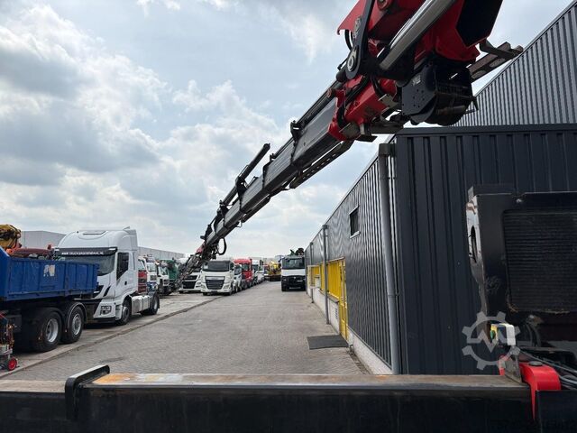 Camión grúa DAF CF530 + FASSI F 820 RA 6X EXT.  +  JIB 6X EXT. ...