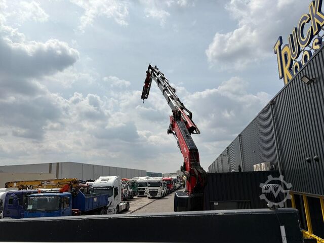 Camión grúa DAF CF530 + FASSI F 820 RA 6X EXT.  +  JIB 6X EXT. ...
