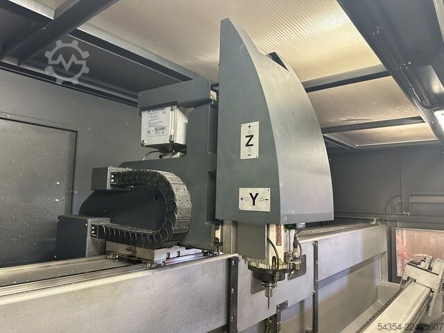 CNC-profielbewerkingscentrum Schuco AF300