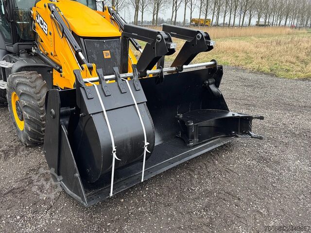 Combinazione escavatore/caricatore JCB 3CX Sitemaster Backhoe Loader (20 units)