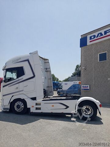 Trattore stradale standard DAF XG+ 530 euro 6e FULL PNEUM. & Full Opt.