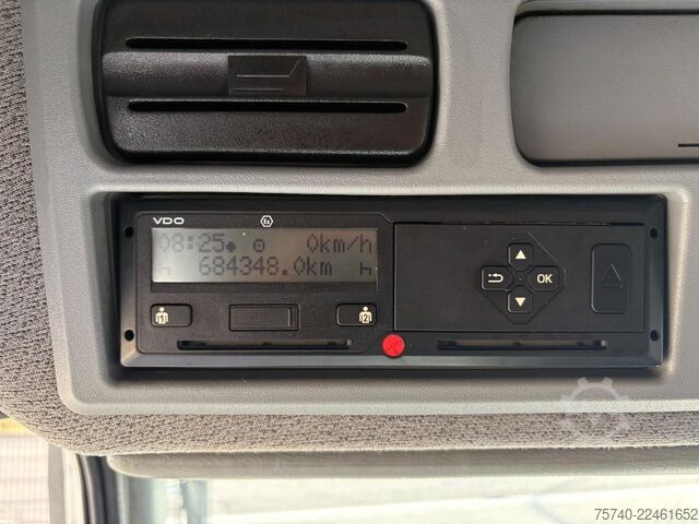 Koel-vriestransport Mercedes-Benz Axor 1824 + CARRIER SUPRA 750 + DHOLLANDIA 2000...