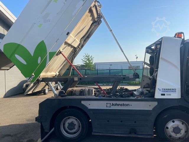 Veegmachine Johnston C401