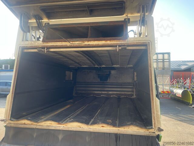 Veegmachine Johnston C401