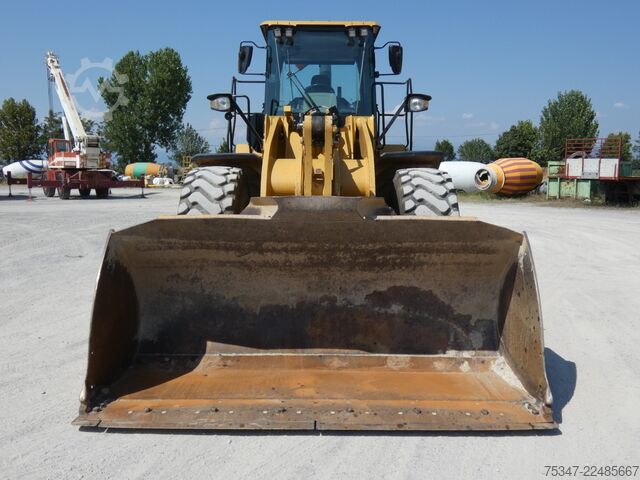 Kerekes rakodó Caterpillar 950 GC