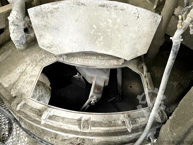 Stationaire betoncentrale Huggler Suhr Zwangsmischer 1m3