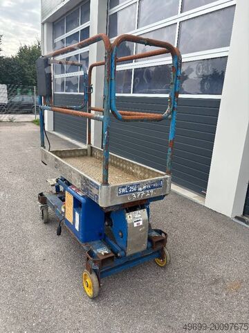 Schaarlift Power Tower Elektro Scherenarbeitsbühne 5,10m