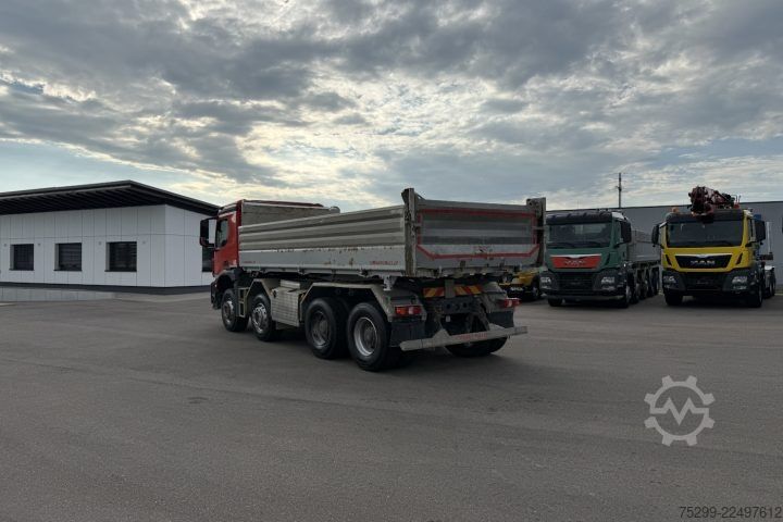Üç taraflı damperli kamyon Mercedes-Benz Arocs 3243 8x4 Schwarzmüller / Swiss-Vehicle