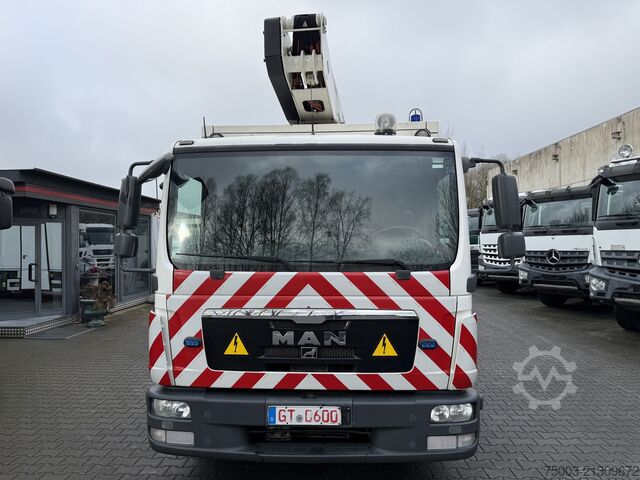 Vrachtwagenhoogwerker MAN TGL 12.180 Koffer mit Ruthmann Versalift 14.90m