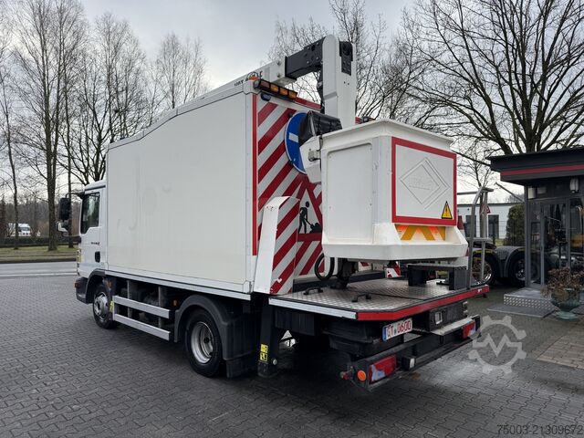 Vrachtwagenhoogwerker MAN TGL 12.180 Koffer mit Ruthmann Versalift 14.90m