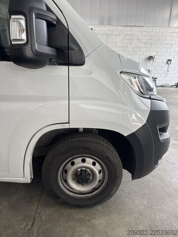 Rulotă/autocaravană 2023 Fiat Ducato Weinsberg Carabus | Manuale | Tetto a Soffietto