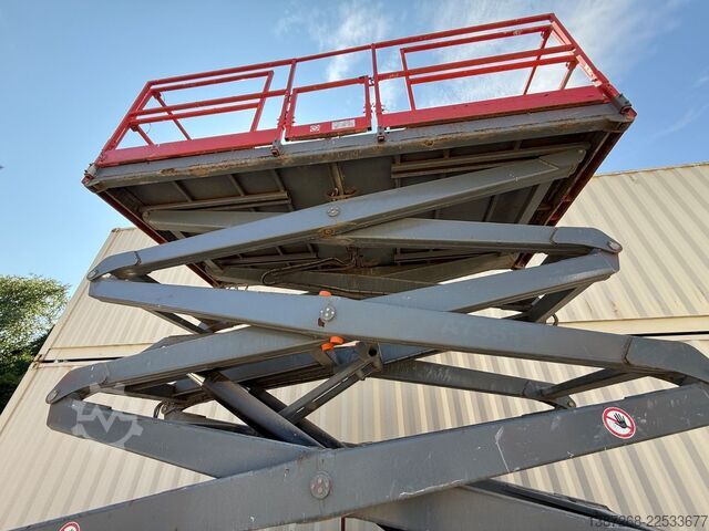 Munkaplatform Skyjack SJ8841RT 4x4 Diesel / 14.3 Meter