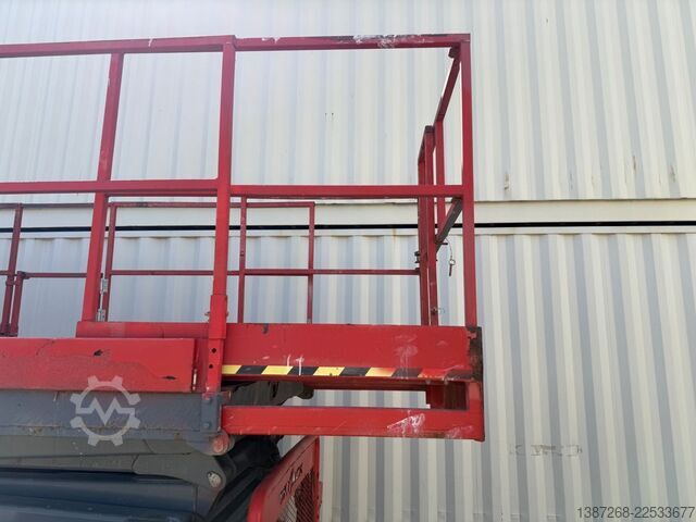 Munkaplatform Skyjack SJ8841RT 4x4 Diesel / 14.3 Meter