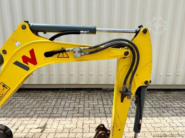 Minigraver WACKER Neuson ET16 / 2019 BJ / 996 H / 3x Löffel